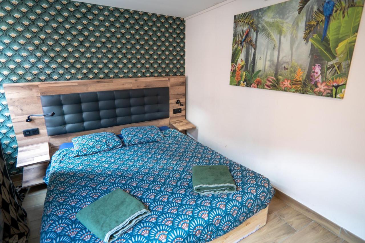 Capsule Jungle centre ville Valenciennes Extérieur photo